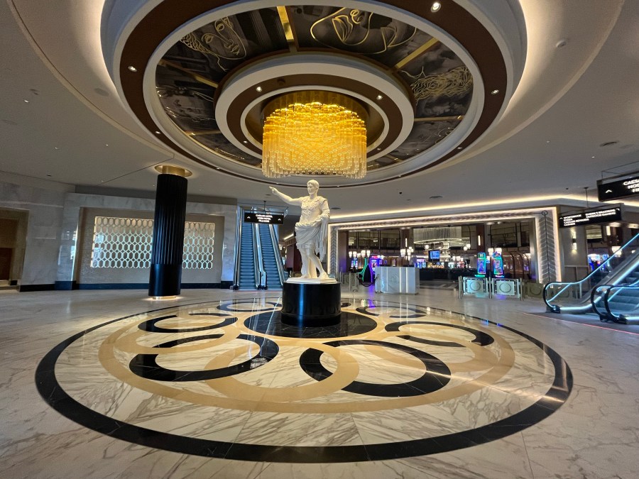 Caesars New Orleans - A Caesars Rewards Destination 2